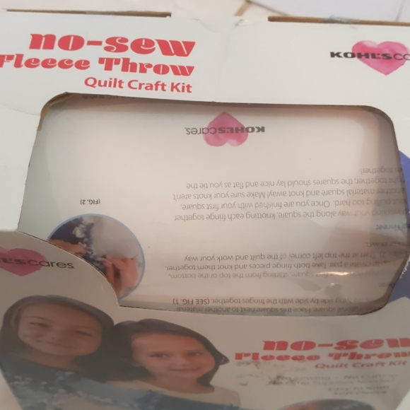 No sew fleece throw - Picture 3 of 7